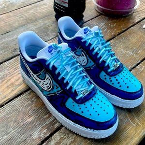 Custom made AF1s/ also willing to trade
